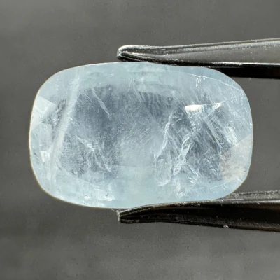 Blue Sapphire (Neelam- 9.25 cts) - Ceylonese