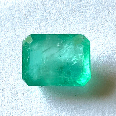Emerald (Panna) - 7.05 cts (Square cut)