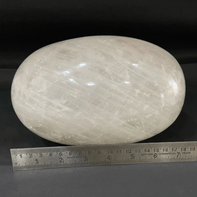 Natural Sphatik Shivlingam (4.400 kg)