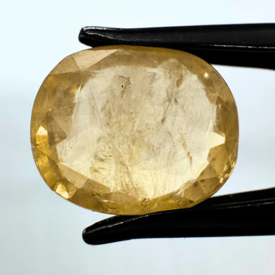 Yellow Sapphire (Pukhraj- 8.75 cts) - Ceylonese